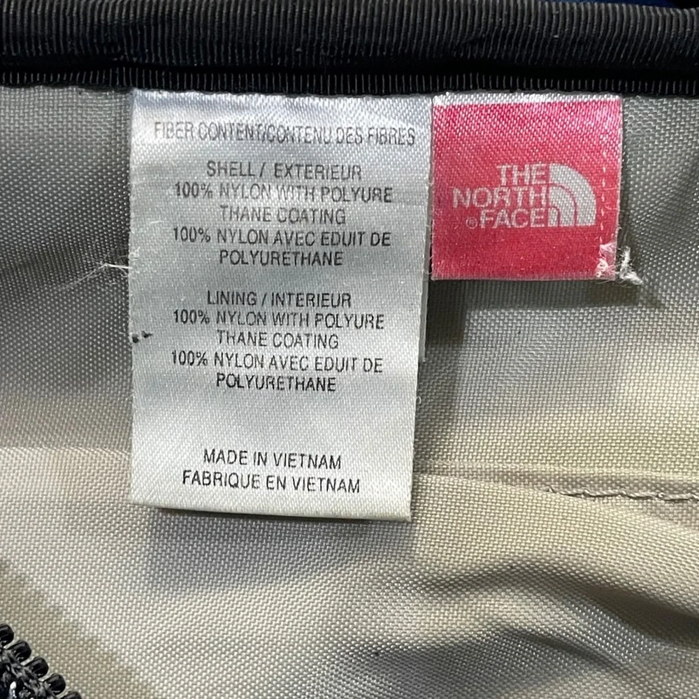 The North Face Hot Shot‎ AMC5417-0S 061 PNA Blue 30L Hiking Backpack Daypack